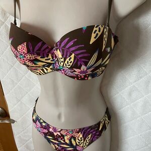 New Beautiful 3 pc Tropical Leaf Print Bikini Set Med 2 pair bottoms, one top